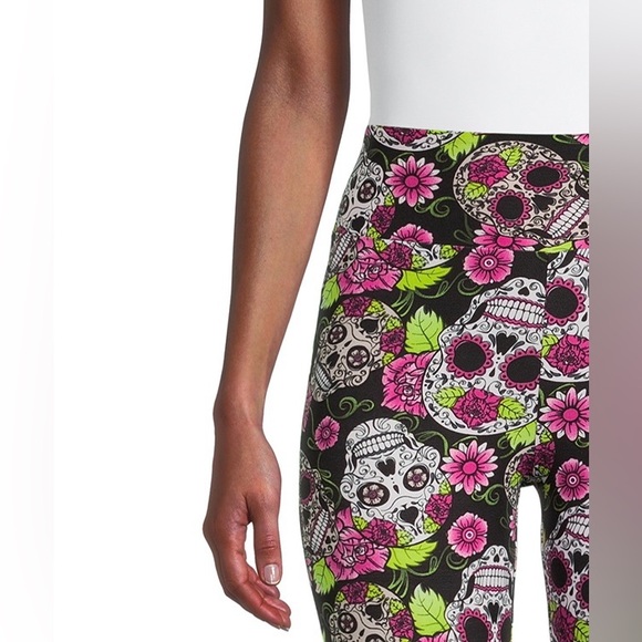 Juniors' Halloween Leggings - Picture 3 of 3